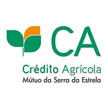 Logo Crédito Agrícola Múltiplo Serra Estrela Logótipo de Crédito Agrícola com folha verde e laranja, e texto CA Múltiplo da Serra Estrela